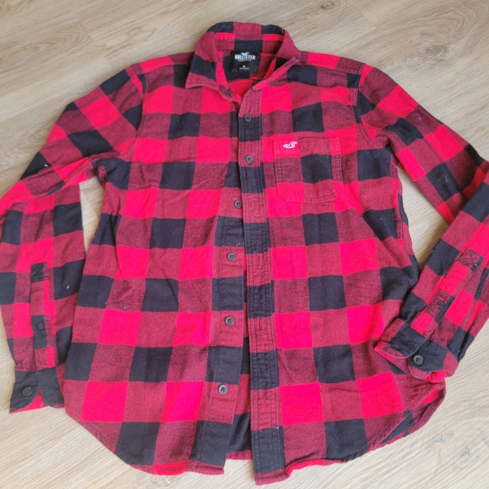 Hollister Men Flannel Shirt M Red Black Cotton Buffalo Plaid Casual Rugged